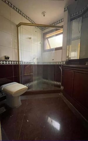 Casa para alugar com 430m², 4 quartos e 3 vagas