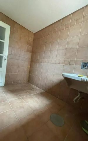 Casa para alugar com 430m², 4 quartos e 3 vagas