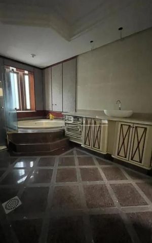 Casa para alugar com 430m², 4 quartos e 3 vagas