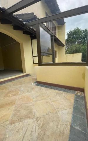 Casa para alugar com 430m², 4 quartos e 3 vagas