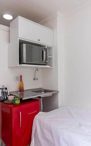 Casa para alugar com 8m², 1 quarto e sem vaga Casa para alugar com 8m², 1 quarto e sem vagaStudio