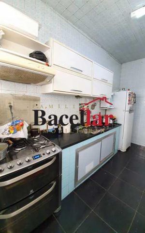 Apartamento à venda com 130m², 3 quartos e 1 vaga