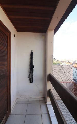 Casa à venda com 259m², 3 quartos e 6 vagasSuíte 1 Sacada 