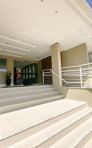 Apartamento para alugar com 120m², 2 quartos e 1 vagaHall de entrada
