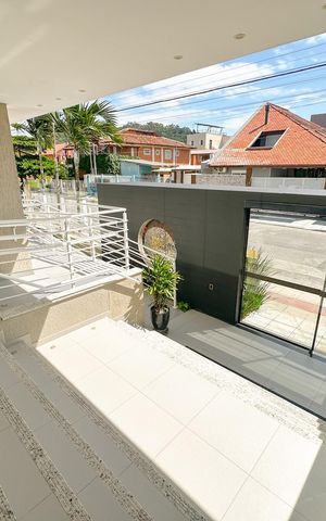 Apartamento para alugar com 120m², 2 quartos e 1 vagaHall de entrada