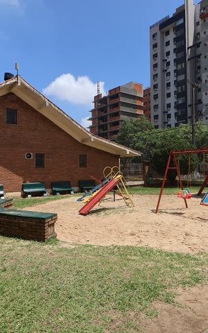 Apartamento à venda com 51m², 2 quartos e sem vagaÁrea comum - Playground