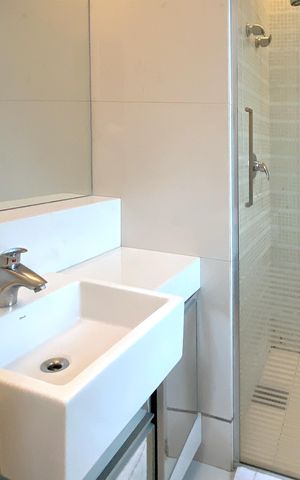 Apartamento à venda com 464m², 5 quartos e 5 vagas Apartamento à venda com 464m², 5 quartos e 5 vagasBanheiro da Suíte 2