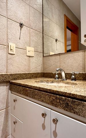Apartamento à venda com 56m², 1 quarto e 1 vaga Apartamento à venda com 56m², 1 quarto e 1 vagaBanheiro