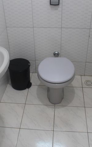Casa para alugar com 237m², 3 quartos e 4 vagasBanheiro 2