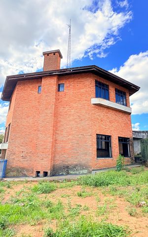 Casa à venda com 1037m², 3 quartos e 4 vagasVista do Terreno