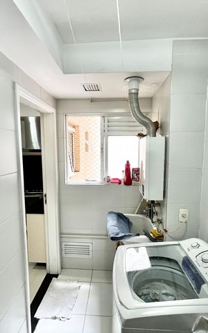 Apartamento à venda com 122m², 4 quartos e 2 vagas Apartamento à venda com 122m², 4 quartos e 2 vagasÁrea de Serviço