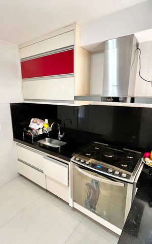 Apartamento à venda com 122m², 4 quartos e 2 vagas Apartamento à venda com 122m², 4 quartos e 2 vagasCozinha
