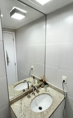 Apartamento à venda com 122m², 4 quartos e 2 vagas Apartamento à venda com 122m², 4 quartos e 2 vagasBanheiro da Suite