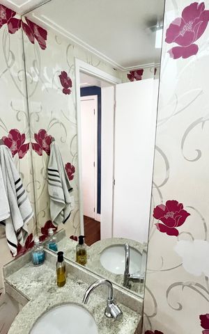Apartamento à venda com 122m², 4 quartos e 2 vagas Apartamento à venda com 122m², 4 quartos e 2 vagasLavabo