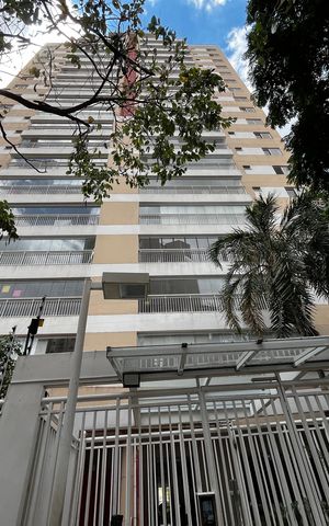 Apartamento à venda com 122m², 4 quartos e 2 vagas Apartamento à venda com 122m², 4 quartos e 2 vagasFachada