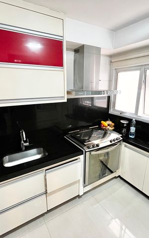 Apartamento à venda com 122m², 4 quartos e 2 vagas Apartamento à venda com 122m², 4 quartos e 2 vagasCozinha