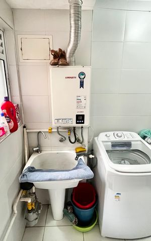 Apartamento à venda com 122m², 4 quartos e 2 vagas Apartamento à venda com 122m², 4 quartos e 2 vagasÁrea de Serviço