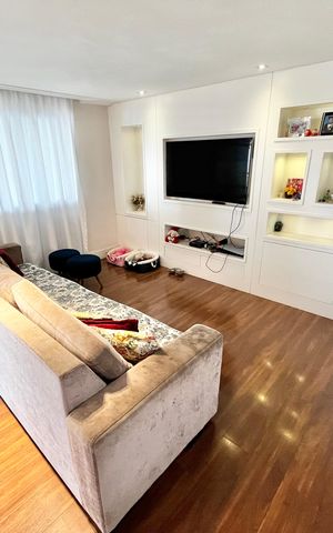 Apartamento à venda com 122m², 4 quartos e 2 vagas Apartamento à venda com 122m², 4 quartos e 2 vagasSala
