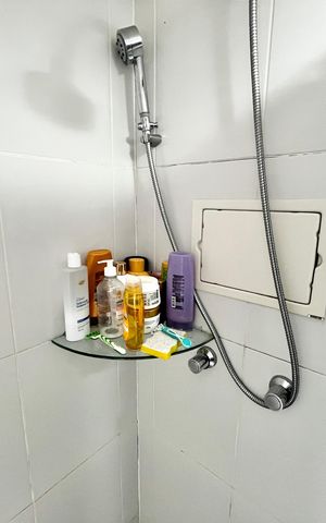 Apartamento à venda com 122m², 4 quartos e 2 vagas Apartamento à venda com 122m², 4 quartos e 2 vagasBanheiro da Suite