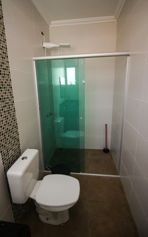 Casa para alugar com 190m², 3 quartos e 1 vaga Casa para alugar com 190m², 3 quartos e 1 vagaBanheiro Social