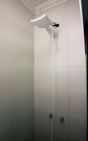 Casa para alugar com 190m², 3 quartos e 1 vaga Casa para alugar com 190m², 3 quartos e 1 vagaBanheiro da Suíte