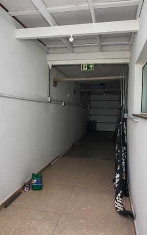 Casa para alugar com 190m², 3 quartos e 1 vaga Casa para alugar com 190m², 3 quartos e 1 vagaGaragem