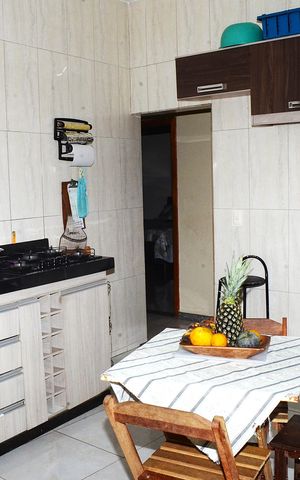 Casa à venda com 250m², 2 quartos e 2 vagasCozinha