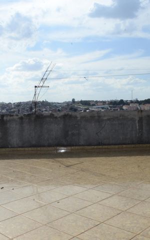 Casa à venda com 250m², 2 quartos e 2 vagasTerraço