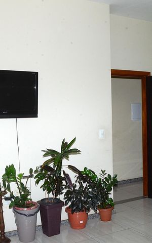 Casa à venda com 250m², 2 quartos e 2 vagasSala