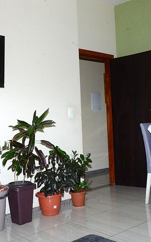 Casa à venda com 250m², 2 quartos e 2 vagasSala
