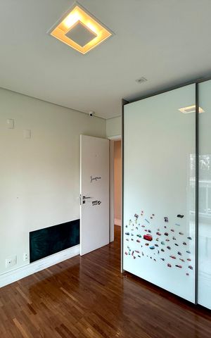 Apartamento à venda com 161m², 3 quartos e 3 vagas Apartamento à venda com 161m², 3 quartos e 3 vagasQuarto 2