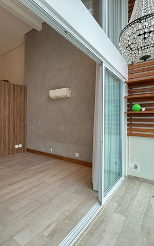 Apartamento à venda com 161m², 3 quartos e 3 vagas Apartamento à venda com 161m², 3 quartos e 3 vagasSacada