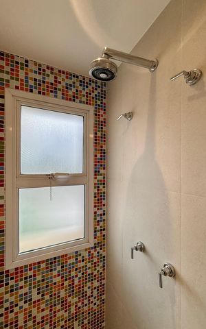Apartamento à venda com 161m², 3 quartos e 3 vagas Apartamento à venda com 161m², 3 quartos e 3 vagasBanheiro Social