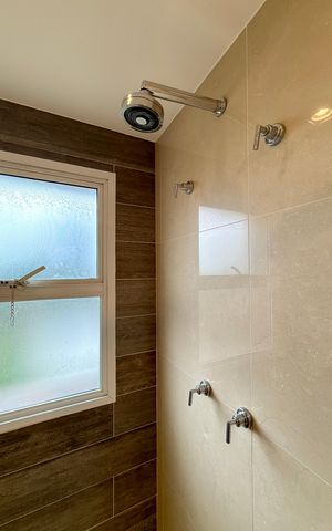 Apartamento à venda com 161m², 3 quartos e 3 vagas Apartamento à venda com 161m², 3 quartos e 3 vagasBanheiro 1 Suíte
