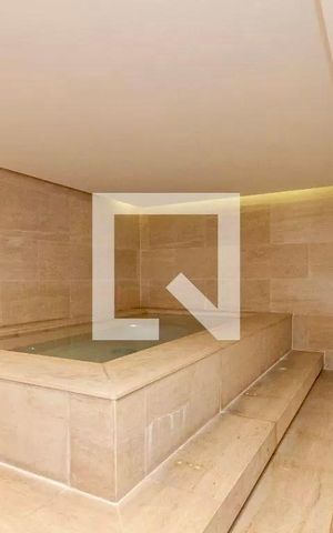Apartamento à venda com 161m², 3 quartos e 3 vagas Apartamento à venda com 161m², 3 quartos e 3 vagasSpa