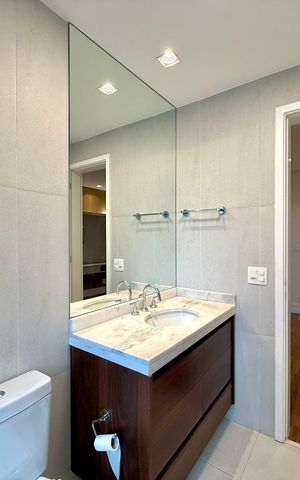Apartamento à venda com 161m², 3 quartos e 3 vagas Apartamento à venda com 161m², 3 quartos e 3 vagasBanheiro 2 Suíte