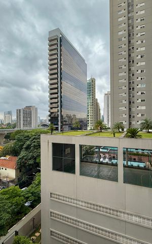 Apartamento à venda com 161m², 3 quartos e 3 vagas Apartamento à venda com 161m², 3 quartos e 3 vagasVista Suíte