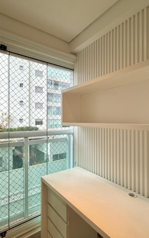 Apartamento à venda com 161m², 3 quartos e 3 vagas Apartamento à venda com 161m², 3 quartos e 3 vagasSacada Suíte