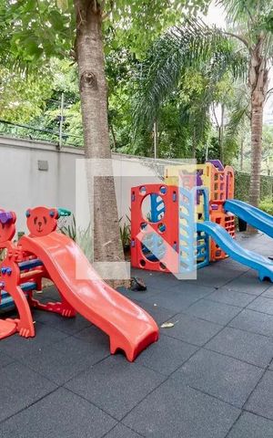 Apartamento à venda com 161m², 3 quartos e 3 vagas Apartamento à venda com 161m², 3 quartos e 3 vagasPlayground