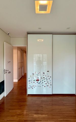 Apartamento à venda com 161m², 3 quartos e 3 vagas Apartamento à venda com 161m², 3 quartos e 3 vagasQuarto 2