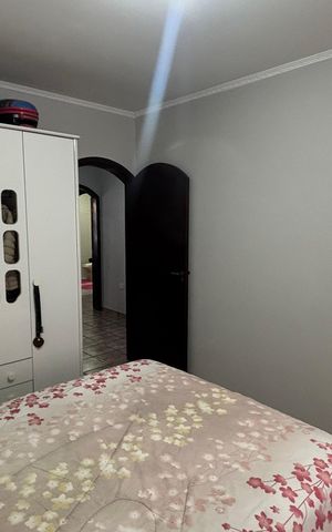 Casa à venda com 171m², 3 quartos e 3 vagas Casa à venda com 171m², 3 quartos e 3 vagasQuarto 1