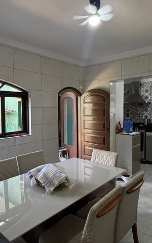 Casa à venda com 171m², 3 quartos e 3 vagas Casa à venda com 171m², 3 quartos e 3 vagasCozinha