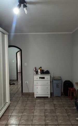 Casa à venda com 171m², 3 quartos e 3 vagas Casa à venda com 171m², 3 quartos e 3 vagasQuarto 2