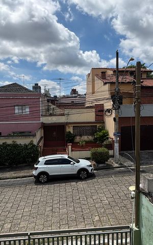 Casa à venda com 171m², 3 quartos e 3 vagas Casa à venda com 171m², 3 quartos e 3 vagasQuarto 1 Vista