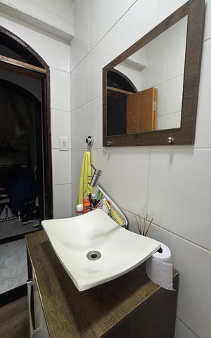 Casa à venda com 171m², 3 quartos e 3 vagas Casa à venda com 171m², 3 quartos e 3 vagasLavabo
