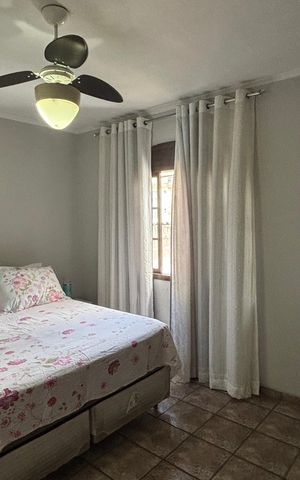 Casa à venda com 171m², 3 quartos e 3 vagas Casa à venda com 171m², 3 quartos e 3 vagasSuite