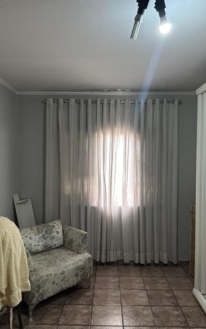 Casa à venda com 171m², 3 quartos e 3 vagas Casa à venda com 171m², 3 quartos e 3 vagasQuarto 2
