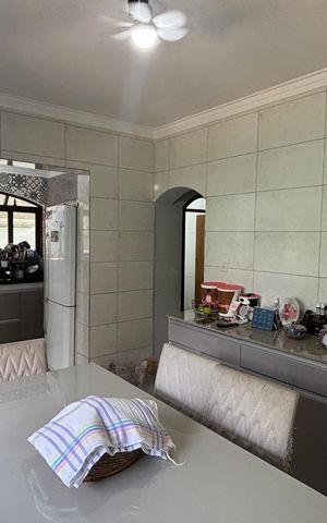 Casa à venda com 171m², 3 quartos e 3 vagas Casa à venda com 171m², 3 quartos e 3 vagasCozinha
