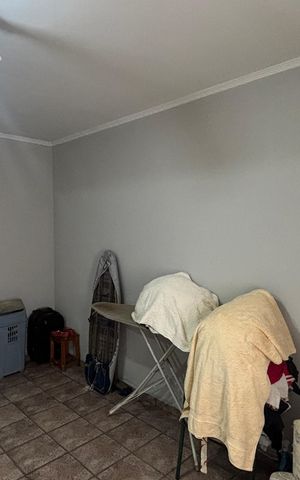 Casa à venda com 171m², 3 quartos e 3 vagas Casa à venda com 171m², 3 quartos e 3 vagasQuarto 2