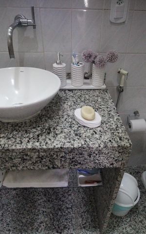 Apartamento à venda com 94m², 2 quartos e 1 vagaBanheiro da suíte